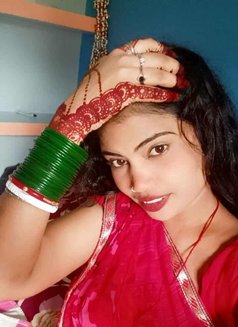 Diviya - escort in Pondicherry Photo 1 of 1