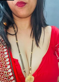 Divorced Looking for Sex With Benefits - escort in Mumbai Photo 5 of 6