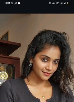 Divya 3000 Unlimited Shot College Girl - escort in Mumbai Photo 2 of 4