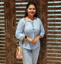 Divya 3000 Unlimited Shot College Girl - puta in New Delhi