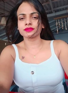 Divya_8inch - Acompañantes transexual in Lucknow Photo 18 of 19