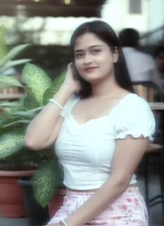 Divya avilable for meeting with cam sess - escort in Hyderabad Photo 3 of 3
