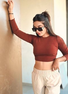 Divya Bhatt Affordable Rate - escort in Chandigarh Photo 1 of 4