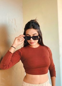 Divya Bhatt Affordable Rate - escort in Chandigarh Photo 2 of 4