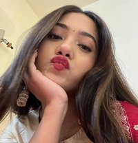 Divya Bhatt affordable rate - Male escort in Hyderabad