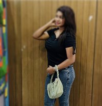 Divya꧁𓆩Cam & Real Meet 𓆪꧂ - escort in Mumbai