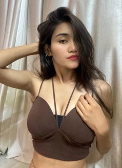 Divya real meet & webcam u will love me - puta in Mumbai Photo 1 of 5