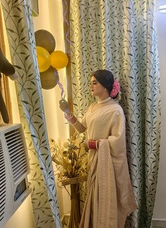 Divya Chocopie - Acompañantes transexual in New Delhi Photo 3 of 7