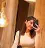 Divya Escort Service - puta in Colombo Photo 1 of 1