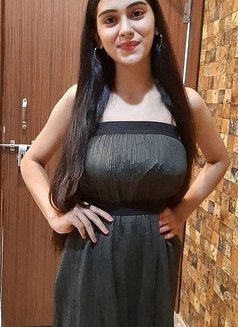 Divya Escort Service - escort in Pune Photo 2 of 3