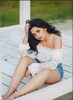 Divya Gupta - escort in Noida Photo 1 of 4