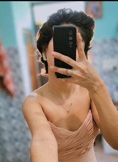 Divya Gupta - escort in Noida Photo 2 of 2
