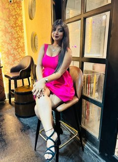 Divya Gupta - puta in Pondicherry Photo 1 of 3