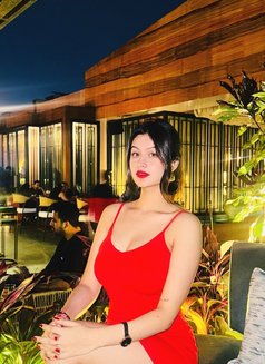 Divya High Profile Indian Model - escort in Sharjah Photo 5 of 5