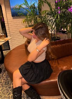 Divya - escort in Ahmedabad Photo 3 of 4