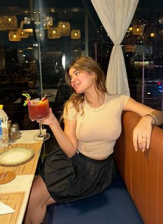 Divya - escort in Ahmedabad Photo 4 of 4