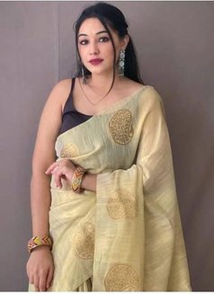 Divya - escort in Bangalore Photo 1 of 4
