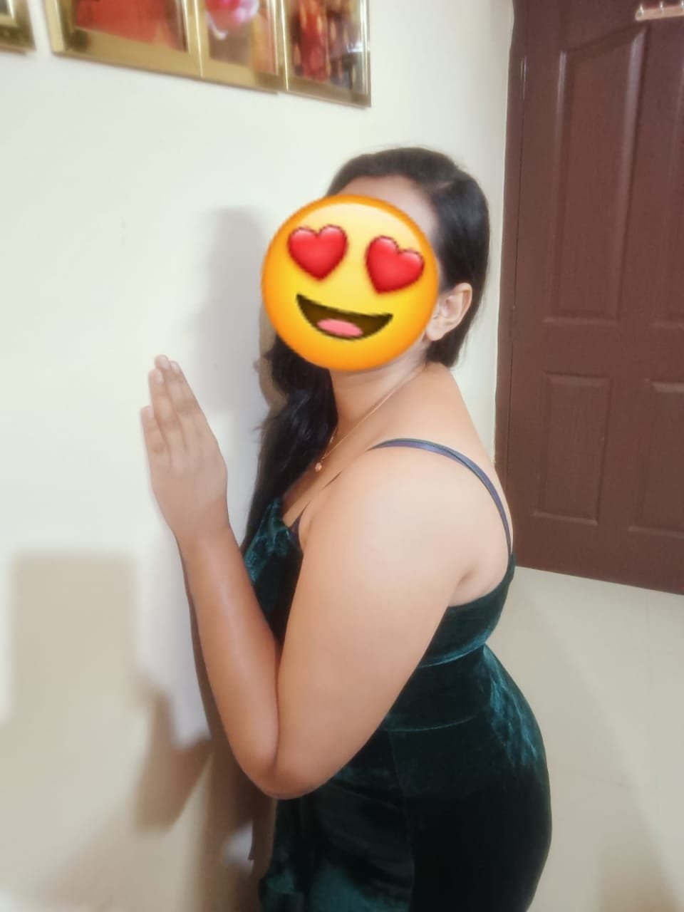 Divya, Indian escort in Bangalore