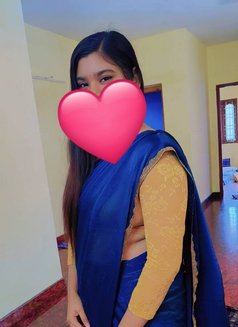 Divya - escort in Chennai Photo 2 of 5