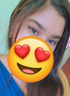 Divya - escort in Chennai Photo 4 of 5