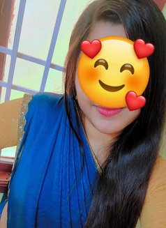 Divya - escort in Chennai Photo 4 of 6