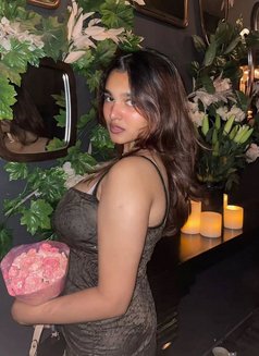 Divya - escort in Chennai Photo 2 of 4