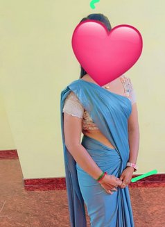 Divya - escort in Coimbatore Photo 2 of 6