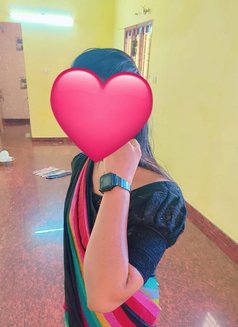 Divya - escort in Coimbatore Photo 6 of 6