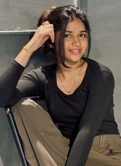 Divya - escort in Gurgaon Photo 1 of 1