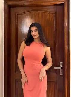 Divya - escort in Kolkata Photo 1 of 4