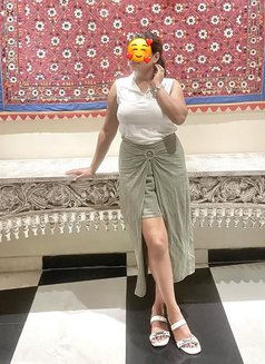 Divya - escort in Kolkata Photo 3 of 6