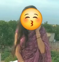 Divya - puta in Mysore