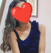 Divya - escort in New Delhi