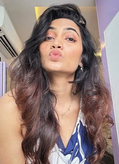 Divya - escort in New Delhi Photo 5 of 5