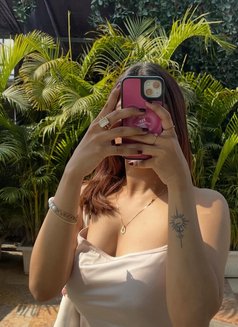 Divya - escort in New Delhi Photo 1 of 3