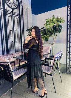Divya - escort in New Delhi Photo 7 of 8