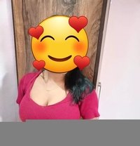 CALL GIRLS SERVICE AVAILABLE MSG NOW - puta in Gurgaon Photo 1 of 2