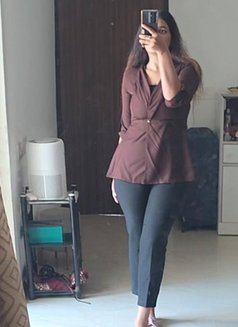 Divya - escort in Pune Photo 1 of 1
