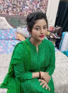 Divya - escort in Pune Photo 3 of 5