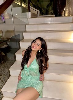 Divya - escort in Pune Photo 1 of 6