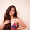 Divya - puta in Pune