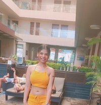 Divya - escort in Singapore