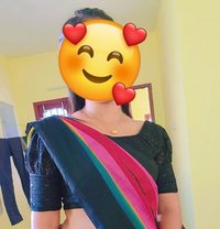Divya - escort in Tiruchirapalli Photo 1 of 5