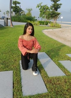 Divya Indian Model - escort in Dubai Photo 4 of 5