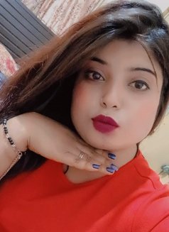 Divya Kapoor Real Meet and Cam Service - escort in Mumbai Photo 1 of 2
