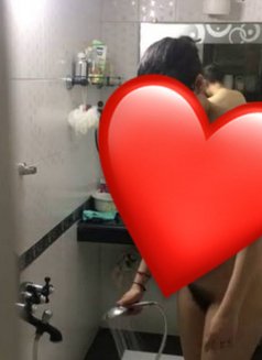 Divya Mischa 37year Old Single - puta in Gurgaon Photo 3 of 4
