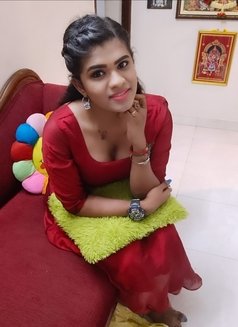 Divya Papa - Acompañantes transexual in Chennai Photo 2 of 6