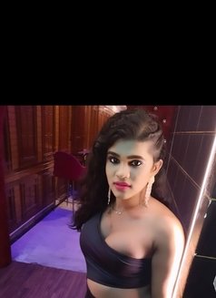 Divya Papa - Acompañantes transexual in Chennai Photo 5 of 6