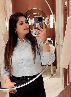 Divya Real Indian Busty Model - escort in Dubai Photo 19 of 20