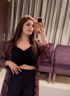 Divya Real Indian Busty Model - escort in Dubai Photo 1 of 20
